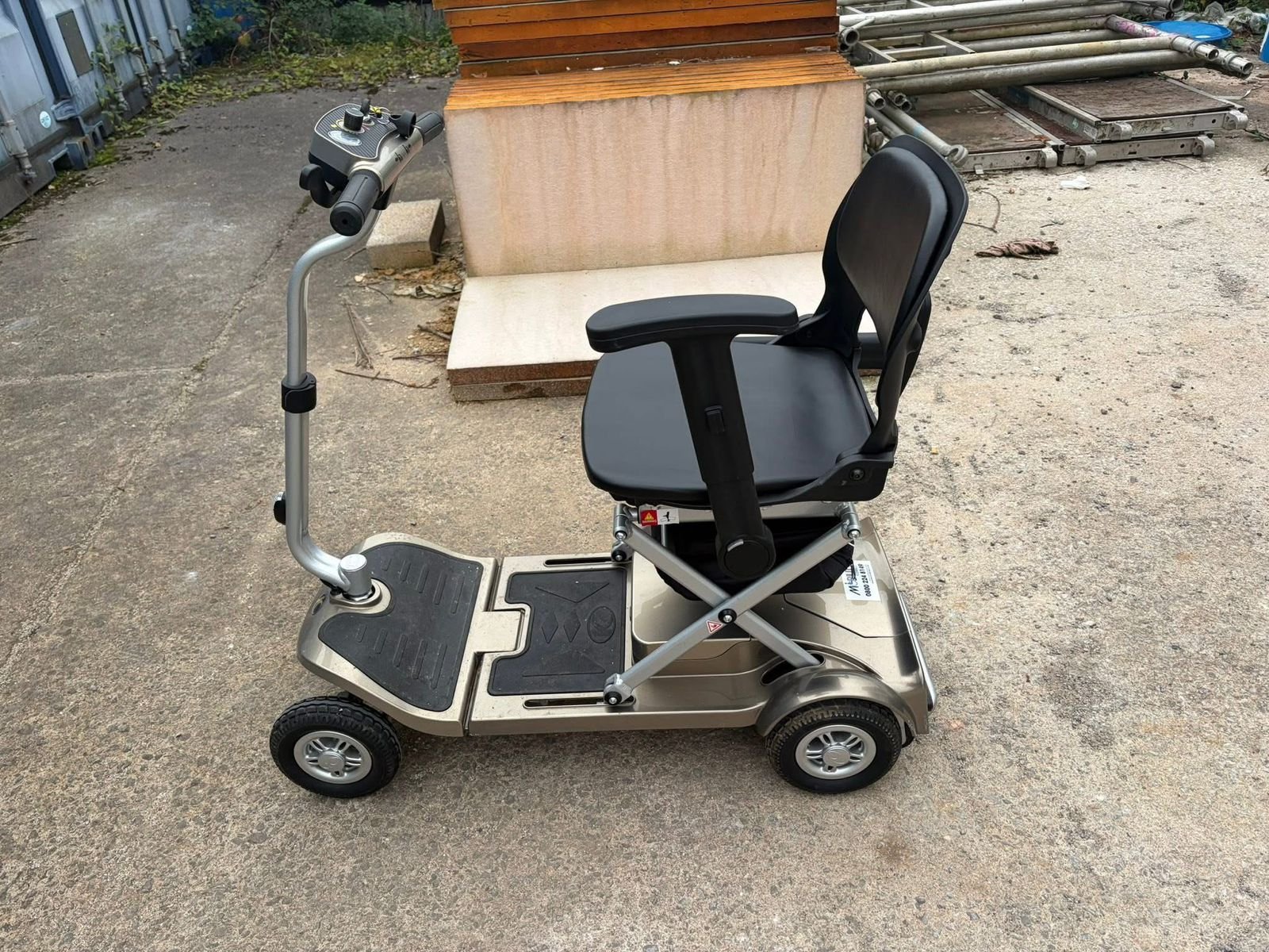 Auto-Fold Lightweight Mobility Scooter