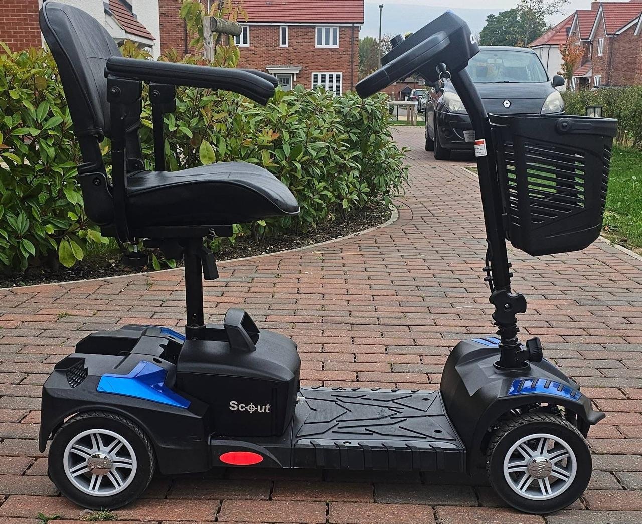 4-wheel electric mobility scooter - Image 2