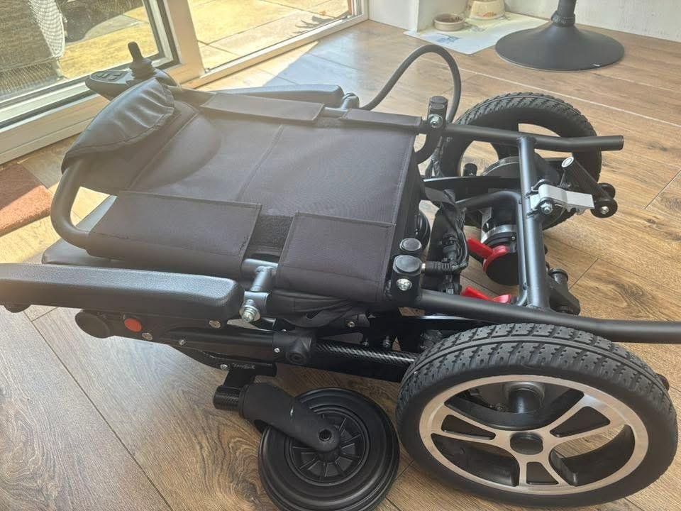Foldable Electric Power Wheelchair (iGo / EZ Chair type) - Image 2