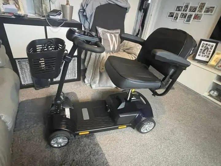 Electric mobility scooter - Image 6