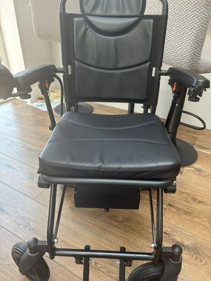 Foldable Electric Power Wheelchair (iGo / EZ Chair type) - Image 3