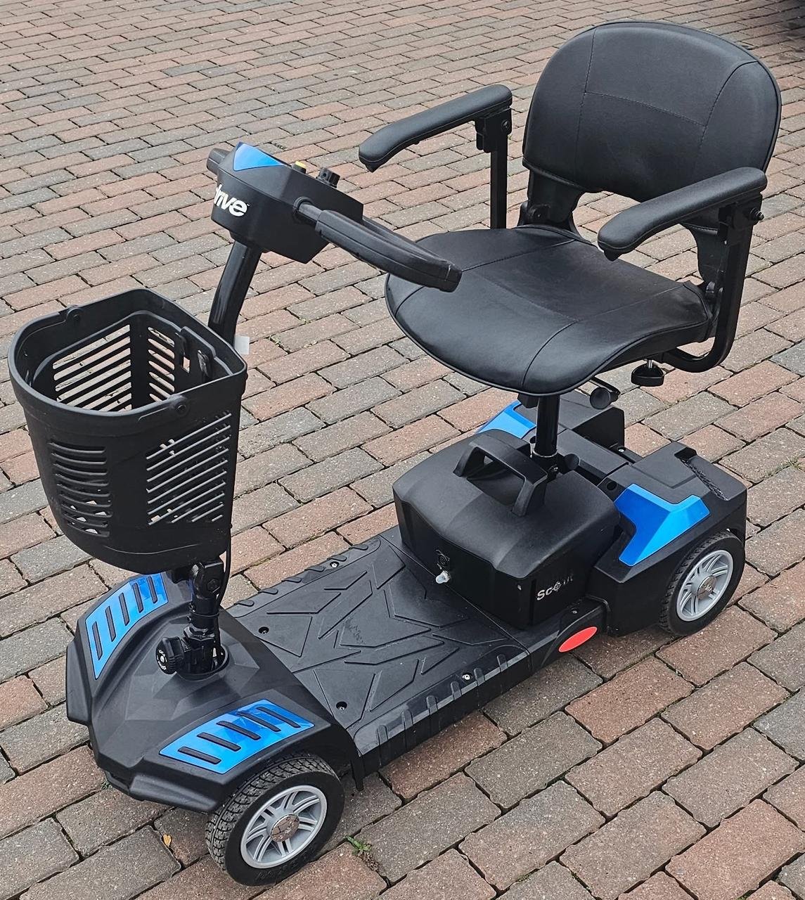 4-wheel electric mobility scooter - Image 5