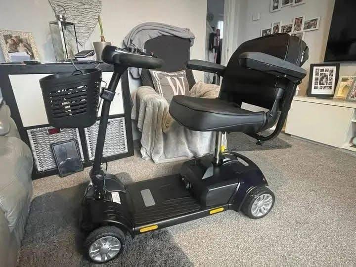 Electric mobility scooter - Image 8